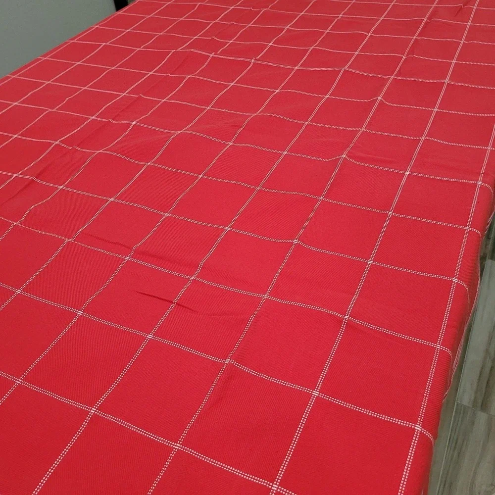 Williams Sonoma 70x90 Tablecloth w/ 4 Matching Napkins Red White Picnic Spring